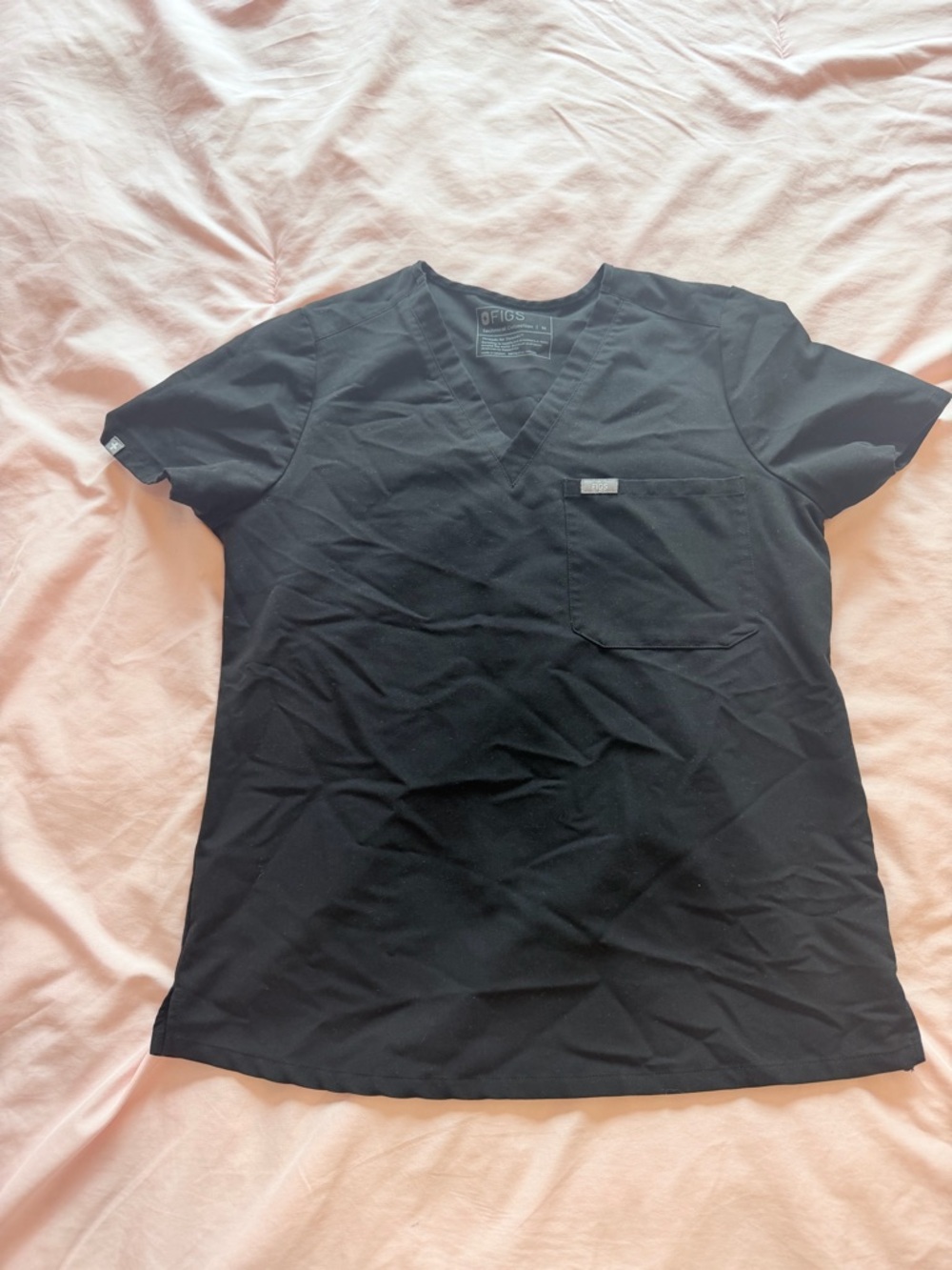 Figs Women's Black V-Neck Scrub Top